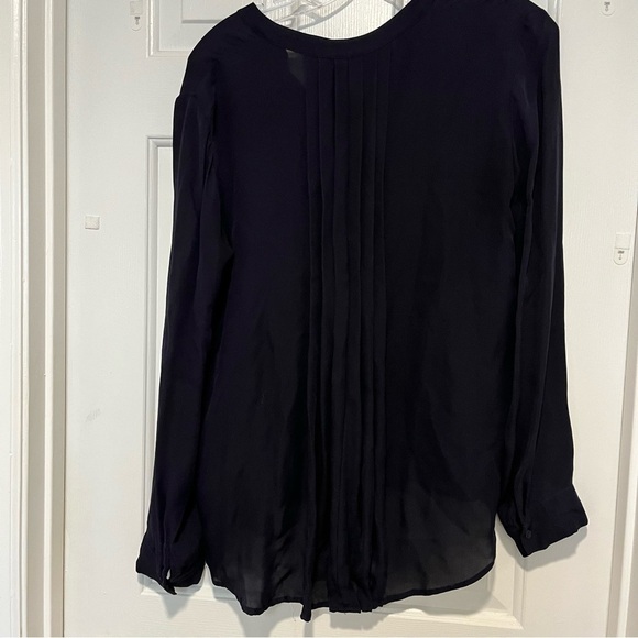 L’Agence Lauren Long Sleeve Pleated Silk Blouse Black Small D1 - Picture 5 of 8
